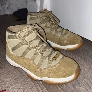 Air Jordan 11 Retro neutral olive